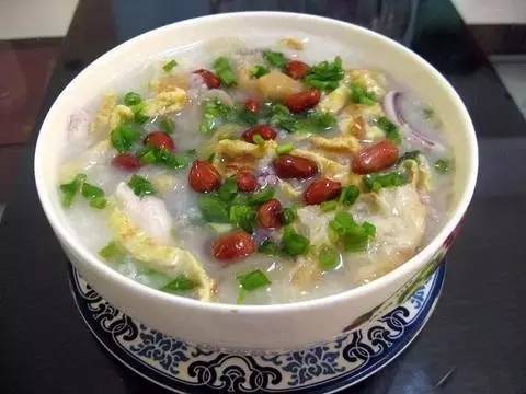 食物美食,广东食物美食,广东美食,广东美食的做法,广东美食做法大全,姜撞奶的做法,砂锅粥的做法,艇仔粥的做法,白切鸡的做法